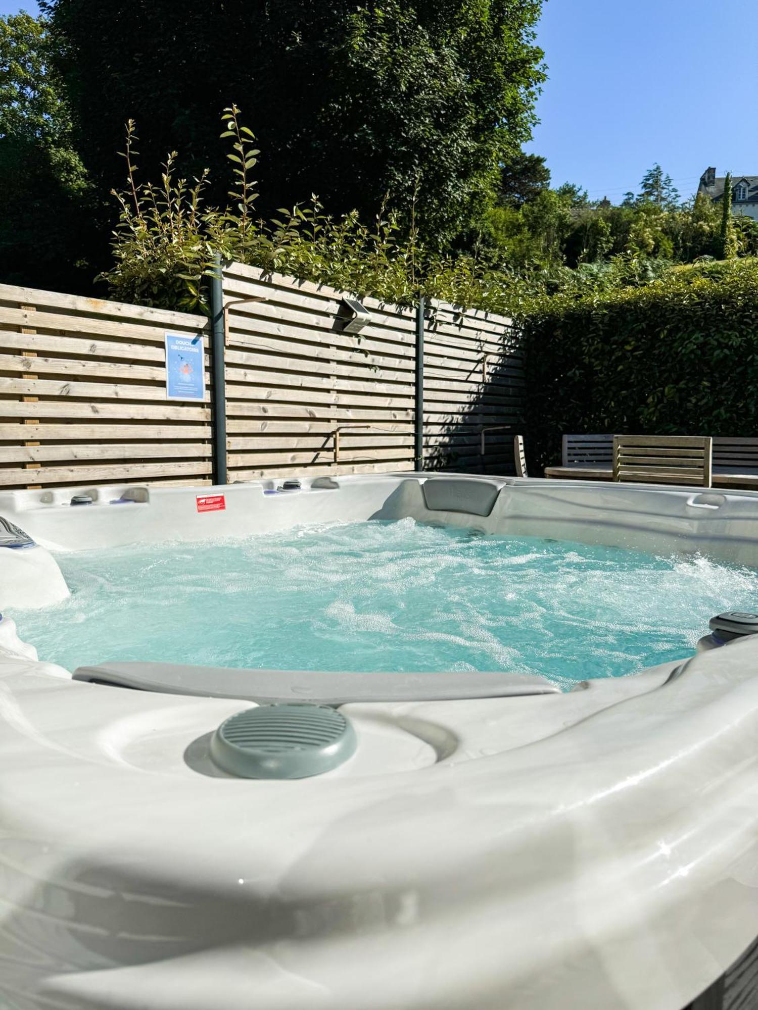 Jacuzzi Professionel Les Pieds Dans L'Eau Plage A 50 M Trévou-Tréguignec Zewnętrze zdjęcie